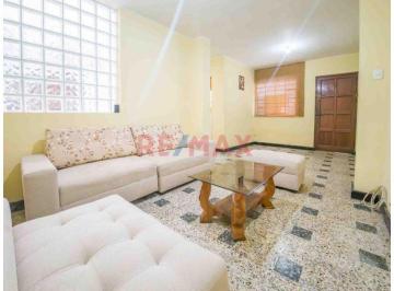 Departamento de 2 habitaciones, Callao · ¡Ocasión! Se Vende Amplio Departamento en 1er Piso – La Perla, Callao