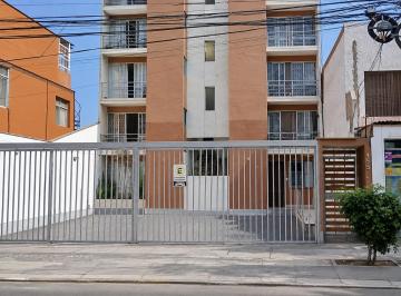 Departamento de 2 habitaciones, Lima · Departamento en Alquiler en Primer Piso en San Miguel | Excelente Ubicación