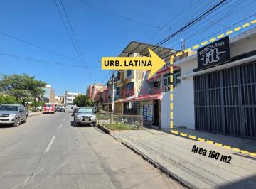 Local comercial · 160m² · Local Comercial en Alquiler en Urbanizacion Latina Frente a parque.(T. Eneque)