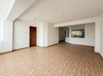 Departamento · 131m² · 3 Dormitorios · Venta Depa 1er Piso Ate Mayorazgo Cerca a Pre de Lima