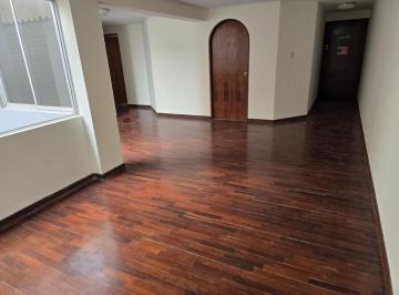 Departamento · 117m² · 2 Dormitorios · Vendo Amplio Departamento de 117 m² en Santiago de Surco a Pasos del Óvalo Higuereta