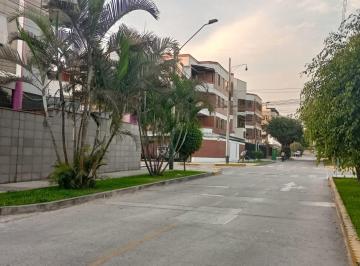 Departamento · 92m² · 3 Dormitorios · Venta Exclusivo Departamento en Surco