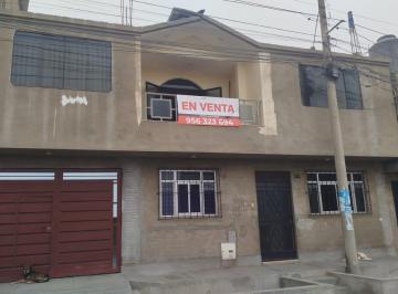 Casa · 250m² · 7 Dormitorios · Venta Casa 3 Pisos Ubicado en Carabayllo