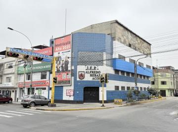 Local comercial · 250m² · Local en La Av Perú de 3 Pisos + Azotea