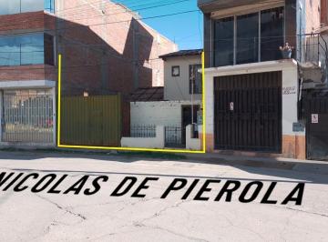 Terreno / Lote · 483m² · Casa en Venta