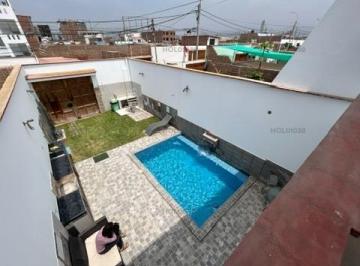 Casa · 147m² · 3 Dormitorios · 1 Estacionamiento · Vendo Linda Casa en Calle Pulpos Mz S, Urb. Pulpos, Lurín. (Cerca de La Carretera Antigua)