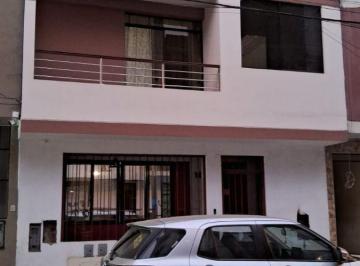 Departamento de 3 habitaciones, Callao · Tu Nuevo Hogar Te Espera: 71 m², Balcón y a Pasos de Metro Colonial