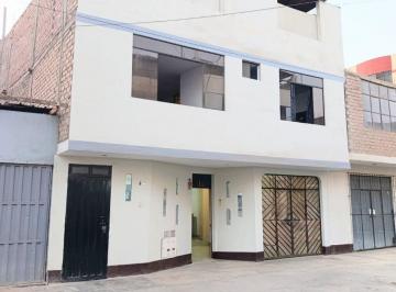 Casa de 7 habitaciones, Lima · Casa en Venta en San Martin de Porres (2 Pisos Más Azotea)