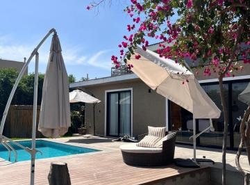 Casa · 694m² · 5 Dormitorios · 1 Estacionamiento · Vendo Linda Casa de Campo en Condominio La Romana, El Carmen