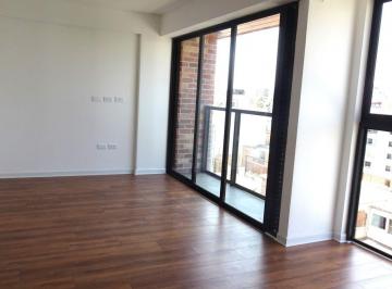 Departamento de 3 habitaciones, Lima · Piso 7, Vista Exterior. 3 Dorm., 2 1/2 Baños, Balcon, Cocina Americana. Cochera. 78 m²