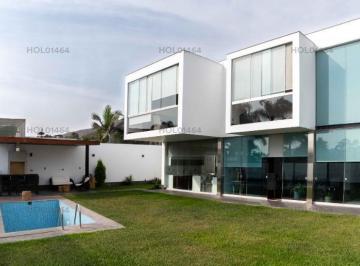 Casa · 607m² · 4 Dormitorios · 4 Estacionamientos · Vendo Linda Casa en Calle Bel Air N 38x, Urb. Rinconada Alta, La Molina.