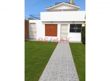 Casa de 5 habitaciones, Lima · Casa en Venta Balneario Santa Rosa
