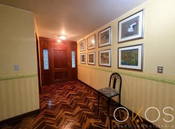 Casa · 300m² · 6 Dormitorios · 2 Estacionamientos · Casa en Venta - Surco - Batallon Callao | 300.50 m² | 5 Dorm. | Jardín | Parrilla | Us$550,000