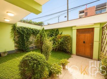 Casa · 300m² · 6 Dormitorios · 2 Estacionamientos · Casa en Venta - Surco - Batallon Callao | 300.50 m² | 5 Dorm. | Jardín | Parrilla | Us$550,000