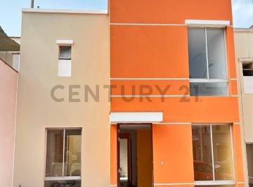 Casa · 93m² · 3 Dormitorios · 1 Estacionamiento · Venta de Casa en Villa Club II 76.2 m² – Carabayllo