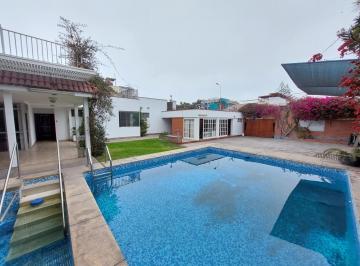 Casa · 798m² · 10 Dormitorios · 10 Estacionamientos · Venta Casa con Piscina en San Borja, Monterrico Norte