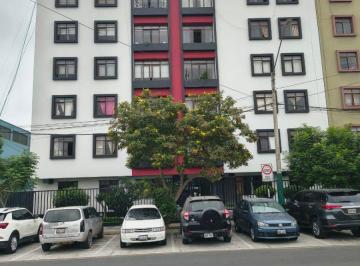 Departamento de 3 habitaciones, Lima · Vendo Amplio Departamento en San Borja Sin Cochera