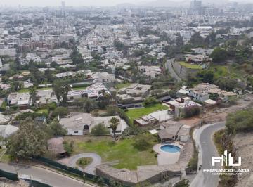 Casa · 300m² · 3 Dormitorios · 15 Estacionamientos · Casa en Las Casuarinas