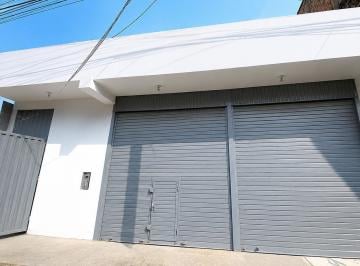 Local comercial · 200m² · 3 Estacionamientos · Comas Av Revolucion 200 m² Quinta Zona Ocasion Venta