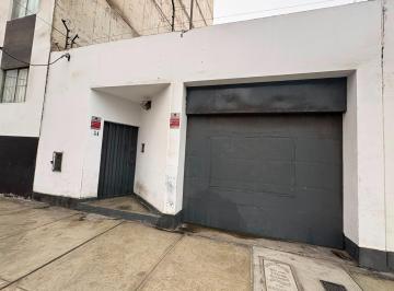 Local comercial · 164m² · 2 Estacionamientos · ¡Oportunidad en Chorrillos! Local Comercial Multifuncional 160 m²