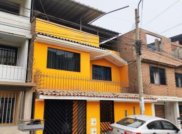 Casa de 6 habitaciones, Lima · Venta de Amplia Casa de 172 m² de 3 Pisos en Urb Israel Sjl con Proyeccion a Depa. Independiente