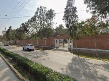 Terreno / Lote · 2500m² · Venta Casa Como Terreno de 2500 m², 58.3 m de Frente con Param Para 5 Pisos