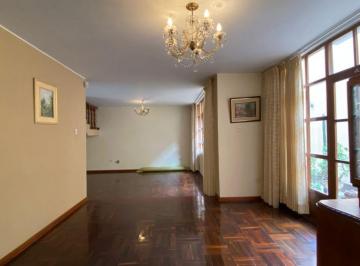 Casa de 5 habitaciones, Trujillo · Casa en Alquiler 300 m² en Los Cedros 3 Pisos