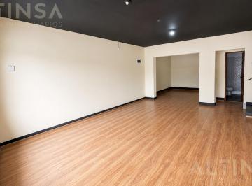Local comercial · 231m² · 4 Dormitorios · 2 Estacionamientos · Amplio Local Comercial en Barranco, Límite con Chorrillos – Ideal Para Restaurante, Oficinas o Negoc