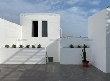 Casa · 316m² · 4 Dormitorios · 2 Estacionamientos · Vendo Linda Casa de Playa en Malecón Punta Corrientes Km 122, Fila 1, Cerro Azul.