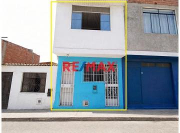 Casa · 136m² · 3 Dormitorios · Casa en Venta en Ventanilla 2 Pisos 3 Dorm. Cerca a Avs Principales