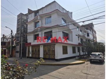 Local comercial · 540m² · 15 Dormitorios · Casa Comercial en Venta en Los Olivos en Esquina Cerca a Panamericana Norte