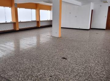Local comercial , Callao · Oficina Almacenes Edificio de 2 Pisos! Frente Al Aeropuerto!