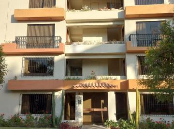Departamento de 3 habitaciones, Arequipa · Vendo Departamento Primer Piso 80 m² Totalmente Remodelado Más Cochera