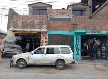 Terreno / Lote · 180m² · Gran Oportunidad de Inversión! Terreno Industrial en Venta en Av Naranjal