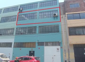 Local comercial · 120m² · ¡Alquila Tu Nuevo Local Comercial en San Luis! - Piso 3 120 m²