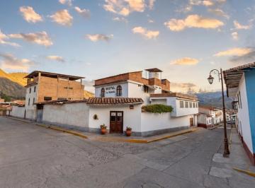 Fachada · Hotel en Venta – Caraz, Áncash