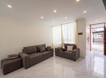 Departamento · 65m² · 2 Dormitorios · Departamento Amoblado en Alquiler – Urb. El Golf