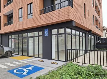 Local comercial · 63m² · 1 Estacionamiento · Local Comercial