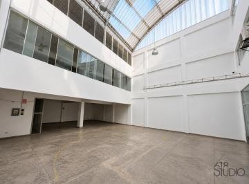 Nave industrial · 1900m² · 14 Estacionamientos · Edificio con Bloque Admin Terminado y Planta Cuádruple Altura — Surco Límite Barranco