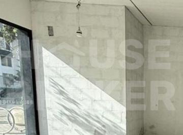 Local comercial , Lima · Local 88 m² Puerta Calle