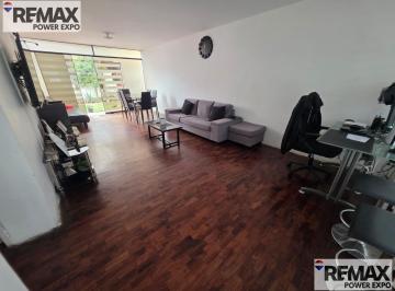 Casa · 315m² · 6 Dormitorios · 2 Estacionamientos · Se Vende Casa en Cercado de Lima
