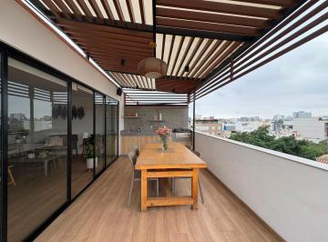Departamento de 3 habitaciones, Lima · Departamento Dúplex de 259 m² con 3 Dorm. en Venta en Urb. El Rosedal, Santiago de Surco