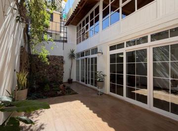 Casa de 6 habitaciones, Arequipa · Alquilo Casa Recièn Remodelada en Parte Baja de Cerro Colorado