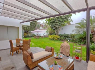 Casa de 3 habitaciones, Lima · Venta de Casa en Chacarilla Surco