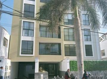 FACHADA DEL EDIFICIO · Departamento a La Venta en Barranco