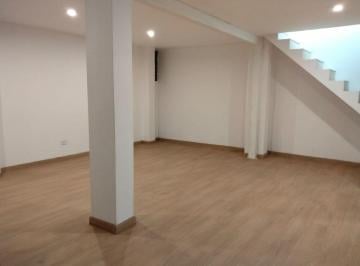 Departamento de 4 habitaciones, Lima · Dpto. Triplex de Estreno en Alq. en Urb. Santa Constanza - Surco (Frente Al Jockey Plaza)