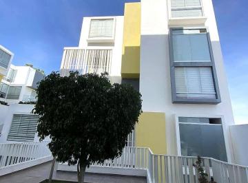 Departamento de 3 habitaciones, Arequipa · Se Vende Duplex con Hermosa Vista en El Palacio I - Sachaca