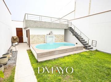Casa · 343m² · 6 Dormitorios · 4 Estacionamientos · Casa con Piscina, 6 Dorm. y 4 Cocheras en Brisas de Villa