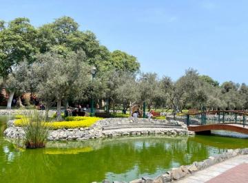 Departamento de 3 habitaciones, Lima · ¡Alquiler en San Isidro! Vive a La Espalda de El Olivar