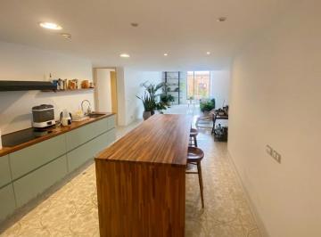 Departamento · 120m² · 2 Dormitorios · 2 Estacionamientos · Barranco – Alquiler Dpto 120 m² con Techos Altos 2 Estacionamientos Cerca Al Malecón Paul Harris